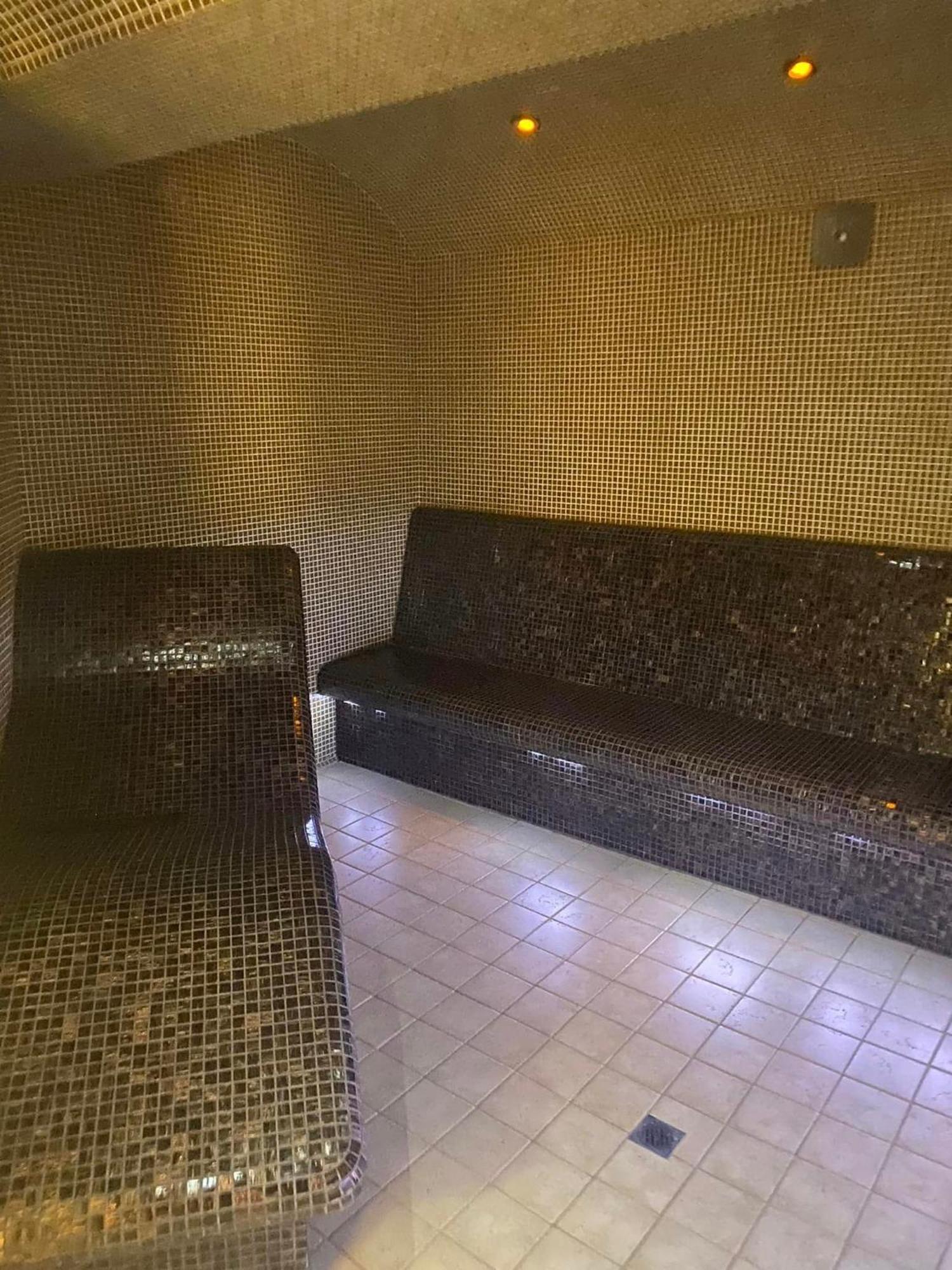 Kamelot Hotel Pasarel エクステリア 写真